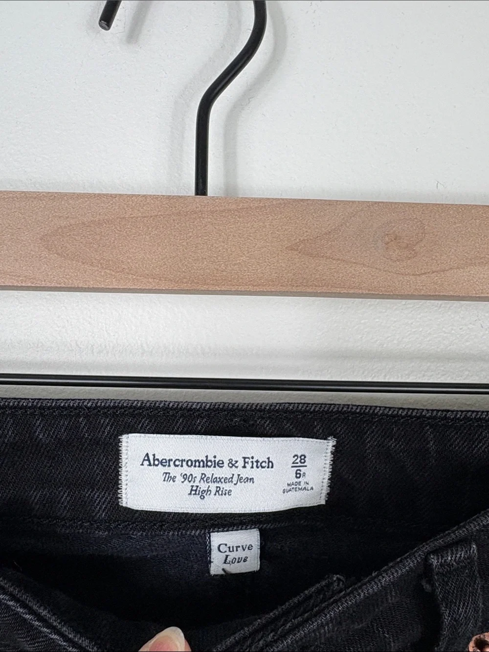 Abercrombie 90s Relaxed Jeans Curve Love Women’s Size 28 6 Black Denim High Rise